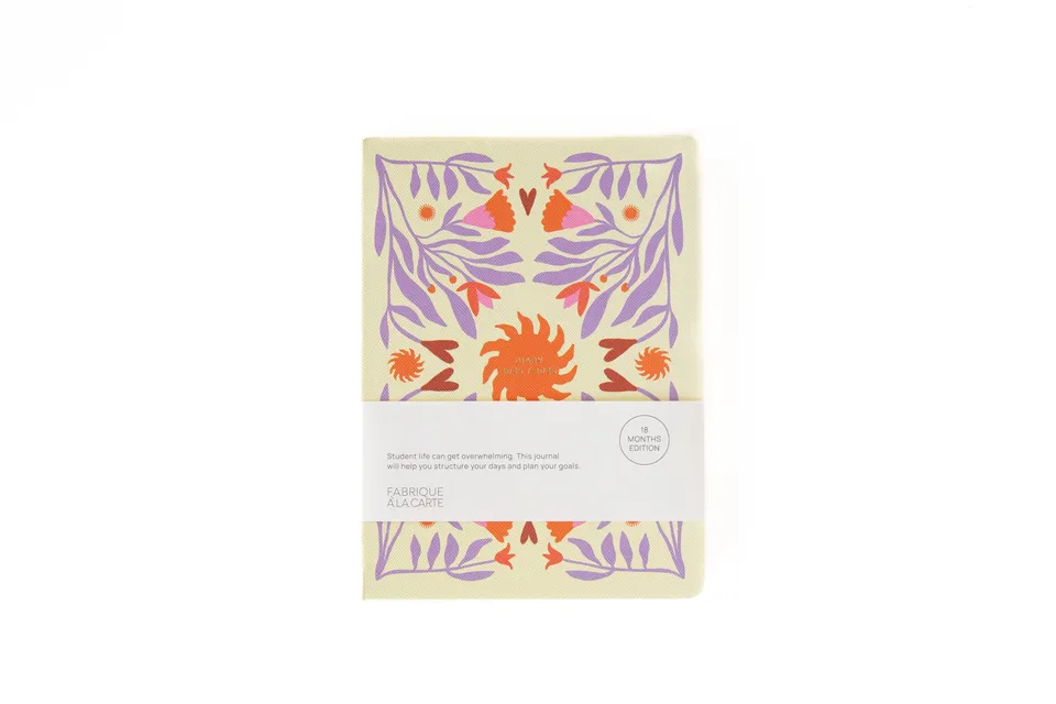 a-journal-fabrique-school-diary-2025-2026-schulplaner-beige image 1
