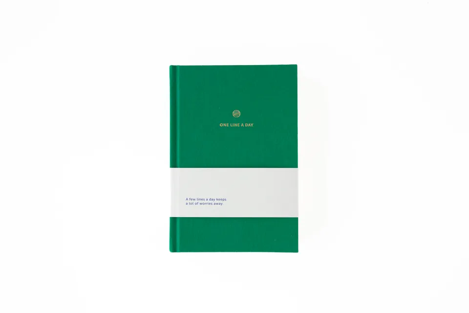 a-journal-one-line-a-day-linen-emerald-tagebuch-5-jahre-gr-n image 1
