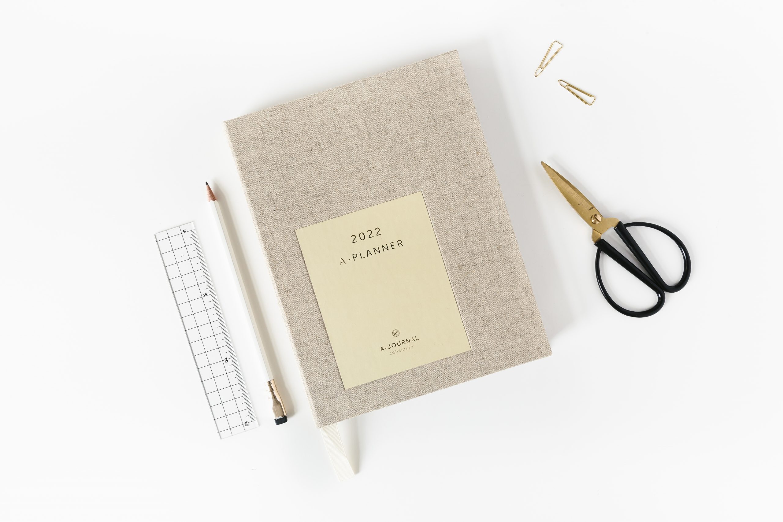 a-journal-a-planner-diary-2022-kalender-linen image 2